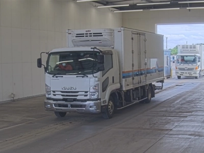 ISUZU FORWARD