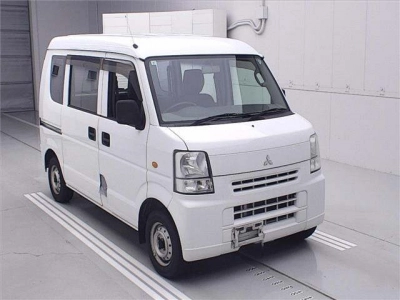 MITSUBISHI MINICAB