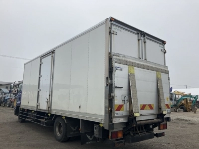 ISUZU FORWARD