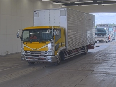 ISUZU FORWARD