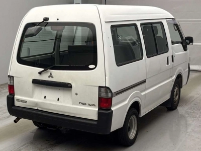 MITSUBISHI DELICA VAN
