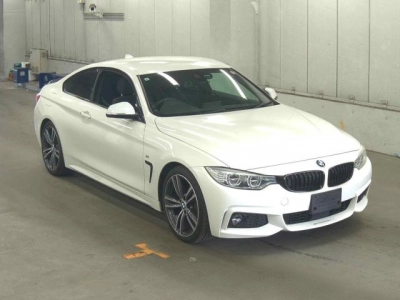 BMW 4 SERIES