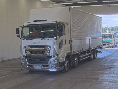 ISUZU GIGA