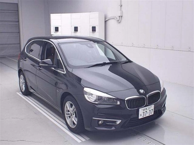 BMW 2 SERIES