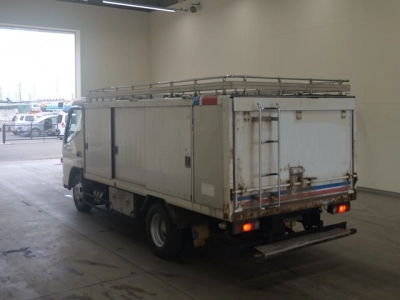 MITSUBISHI CANTER