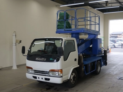 ISUZU ELF