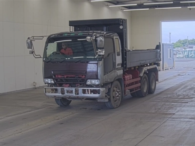 ISUZU GIGA