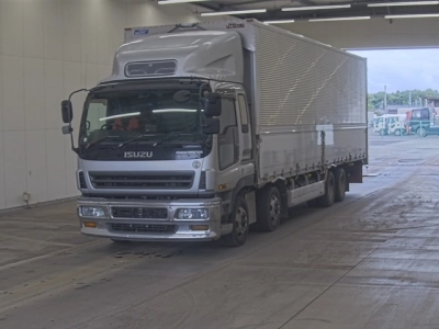 ISUZU GIGA