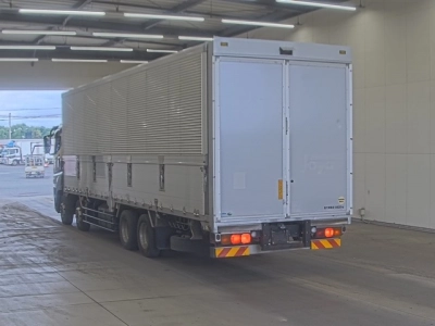 MITSUBISHI FUSO SUPER GREAT