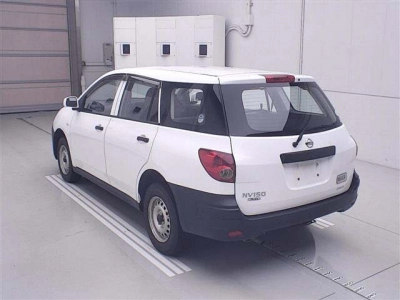 NISSAN AD