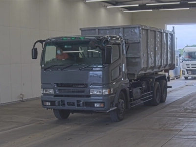 MITSUBISHI FUSO SUPER GREAT