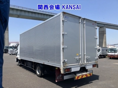 MITSUBISHI FUSO FIGHTER