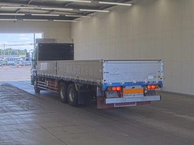 ISUZU GIGA