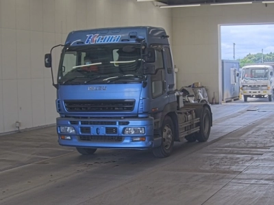ISUZU GIGA