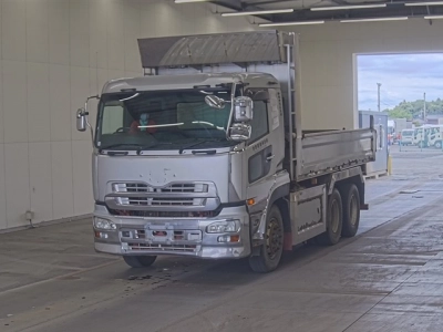 NISSAN UD