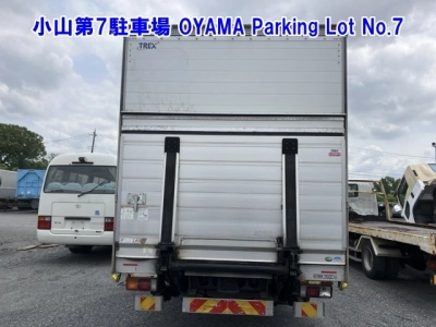 MITSUBISHI FUSO FIGHTER