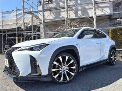 LEXUS UX