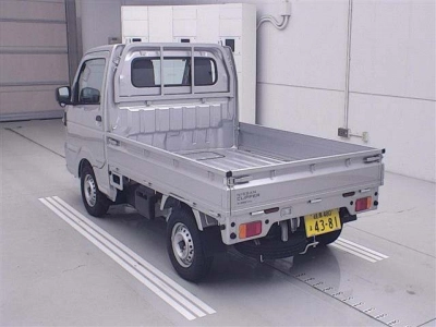 NISSAN NT100 CLIPPER