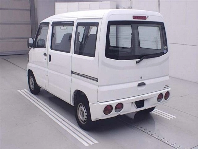 NISSAN CLIPPER