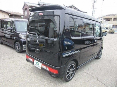 MITSUBISHI TOWN BOX
