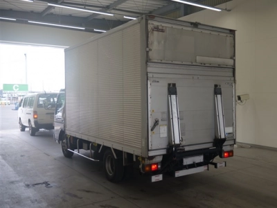 MITSUBISHI CANTER