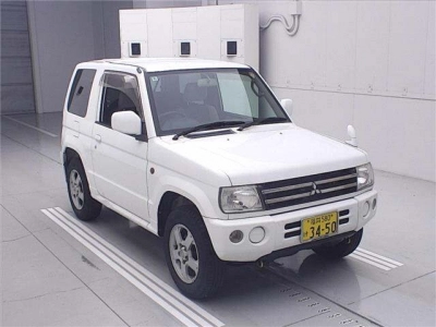 MITSUBISHI PAJERO MINI