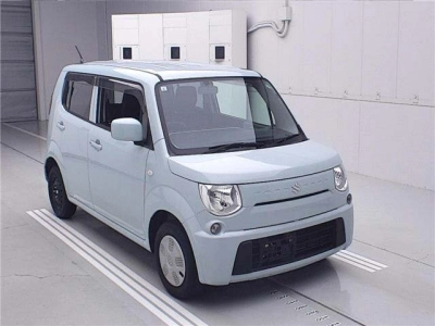 SUZUKI MRWAGON