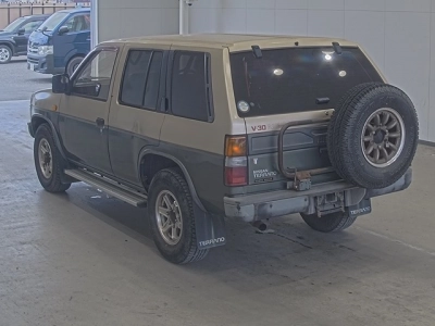 NISSAN TERRANO