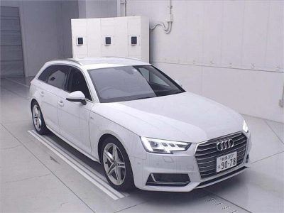 AUDI A4 AVANTE