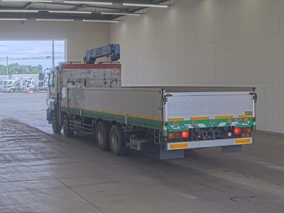 ISUZU GIGA