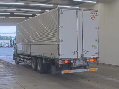ISUZU GIGA