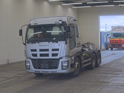 ISUZU GIGA