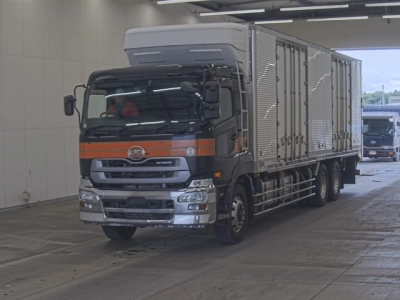 NISSAN UD