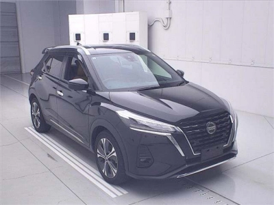 NISSAN KICKS
