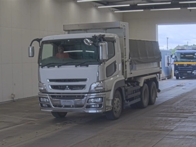 MITSUBISHI FUSO SUPER GREAT