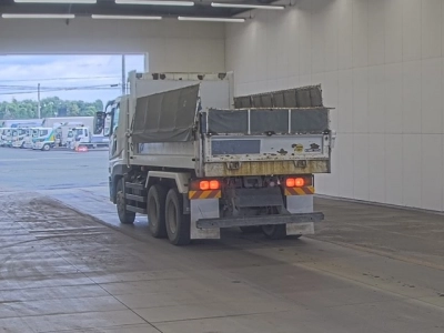 MITSUBISHI FUSO SUPER GREAT