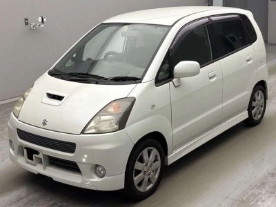 SUZUKI MRWAGON