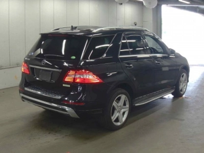 MERCEDES BENZ M CLASS