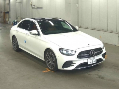 MERCEDES BENZ E CLASS