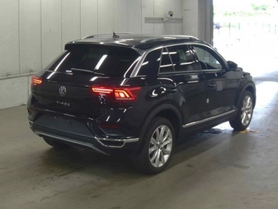VOLKSWAGEN T-ROC