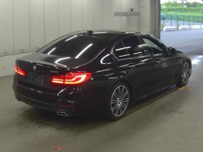 BMW 5 SERIES