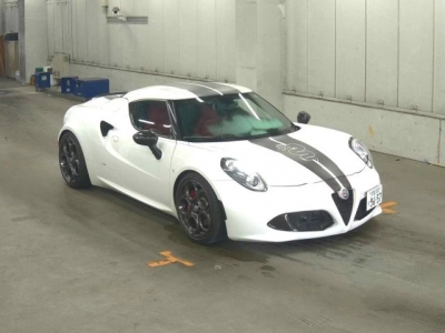 ALFA ROMEO 4C