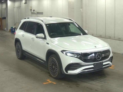 MERCEDES BENZ EQB