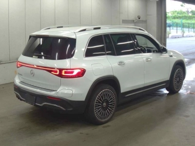 MERCEDES BENZ EQB