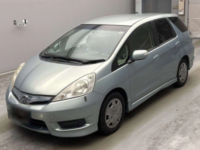 HONDA FIT SHUTTLE HYBRID