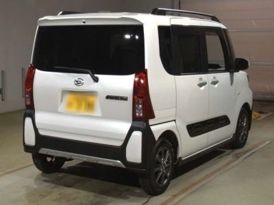 DAIHATSU TANTO FUN CROSS