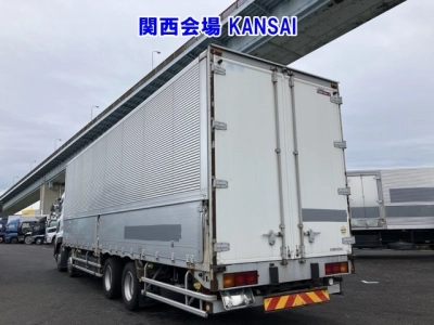 NISSAN DIESEL (UD) QUON