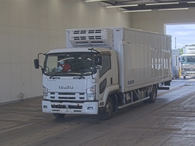 ISUZU FORWARD