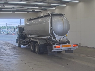 NISSAN DIESEL (UD) QUON
