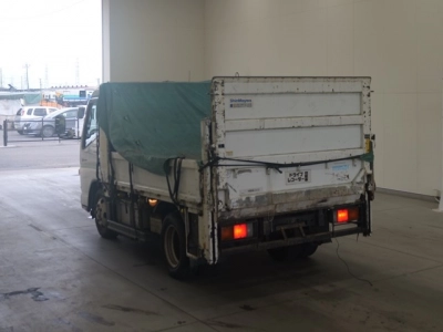 MITSUBISHI CANTER